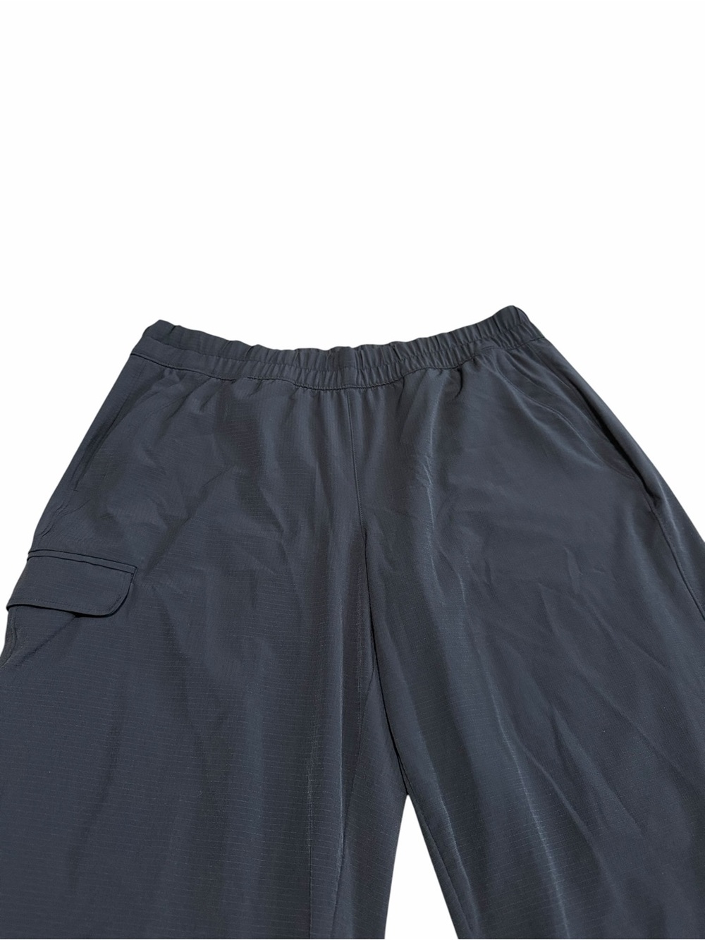 Athleta Women's Boundless Low Rise Cargo Pants Bungee Ankle | Black | Large - Picture 2 of 8